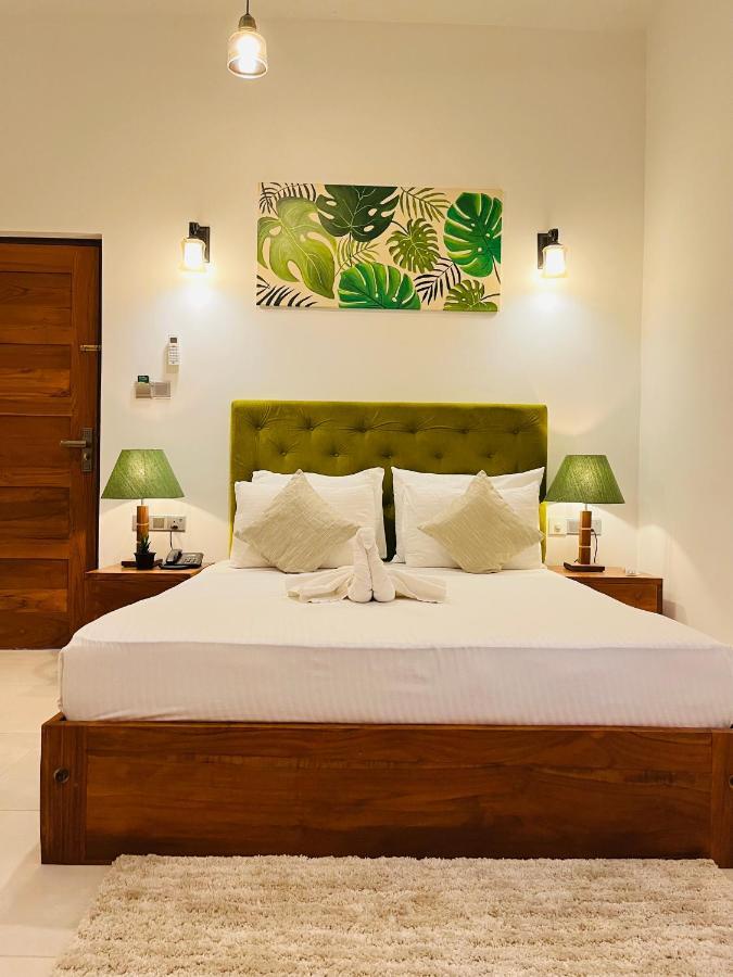Hotel J Leaf By Blue Bird 3*